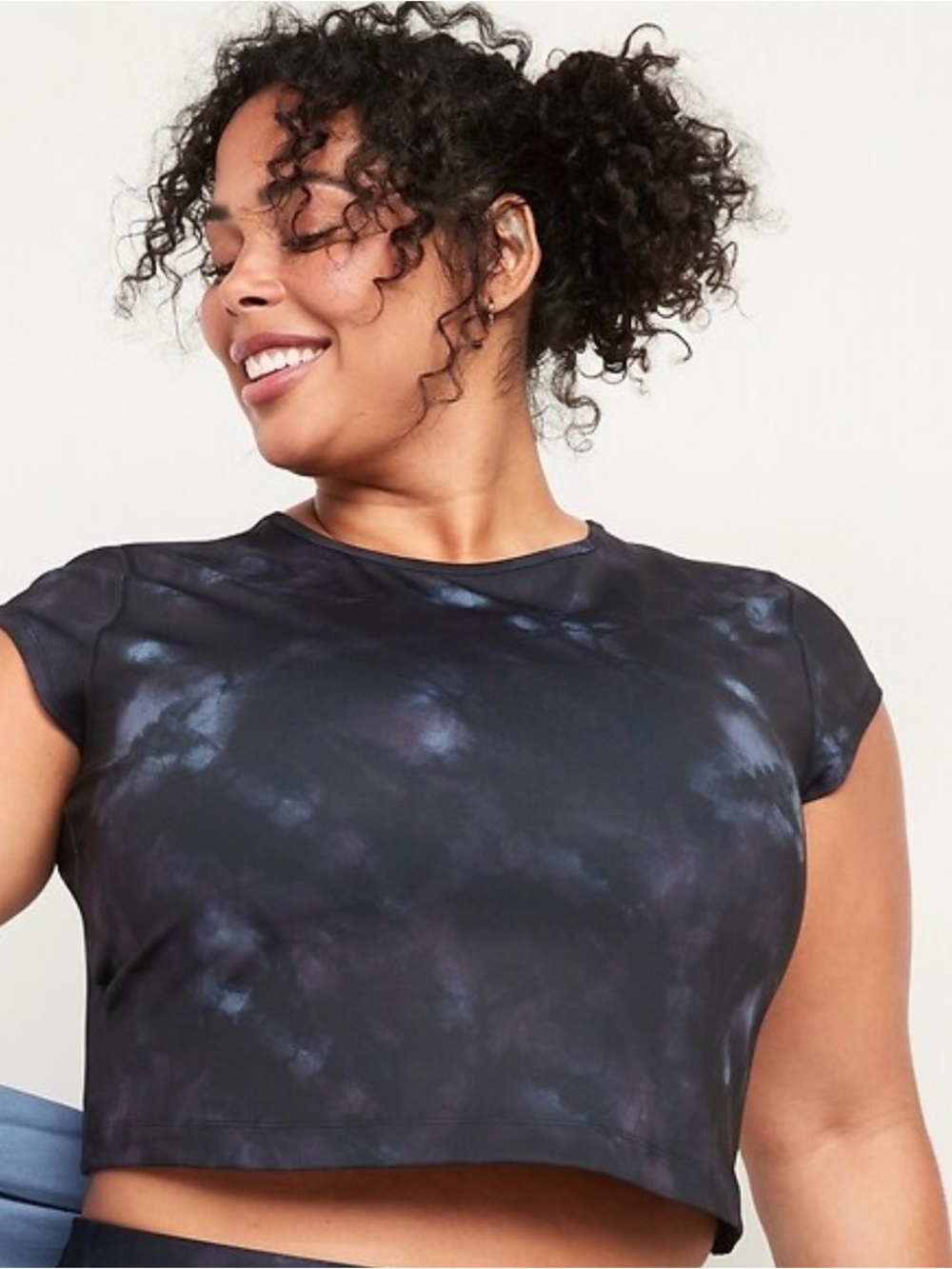 Old Navy PowerSoft Cropped Short Sleeve Active wear top